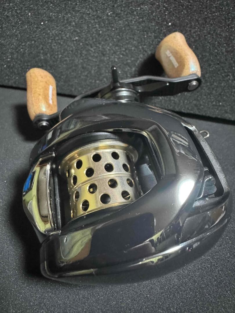 KTF 24スティーズSVTW フィネススプール 「KAHEN」 32Φゴールド