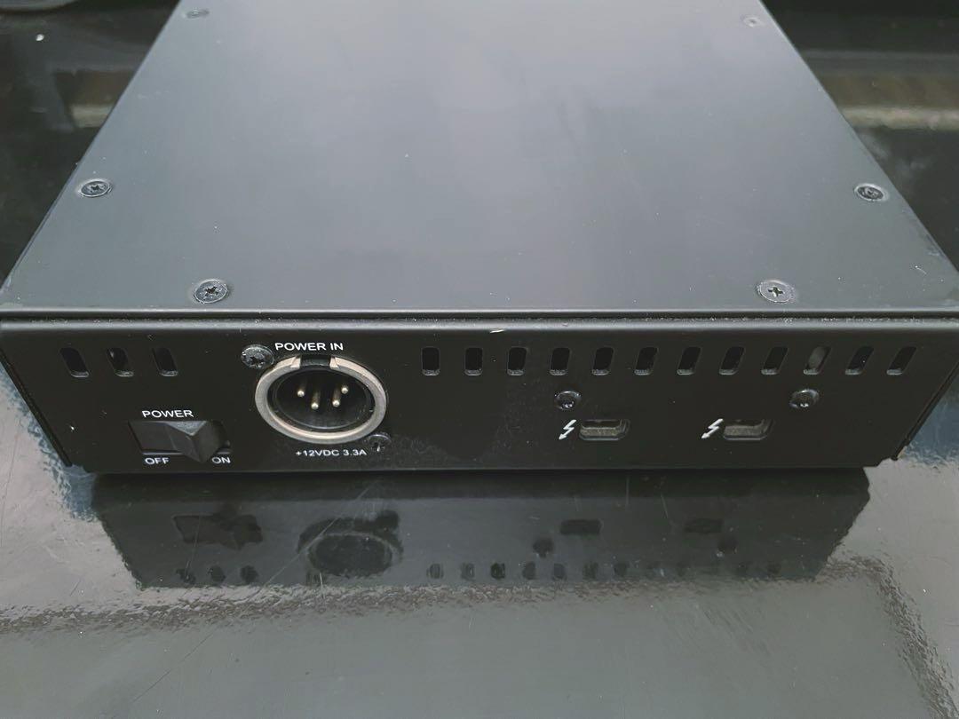 DTM・DAW Universal Audio UAD-2 Satellite OCTO TB2
