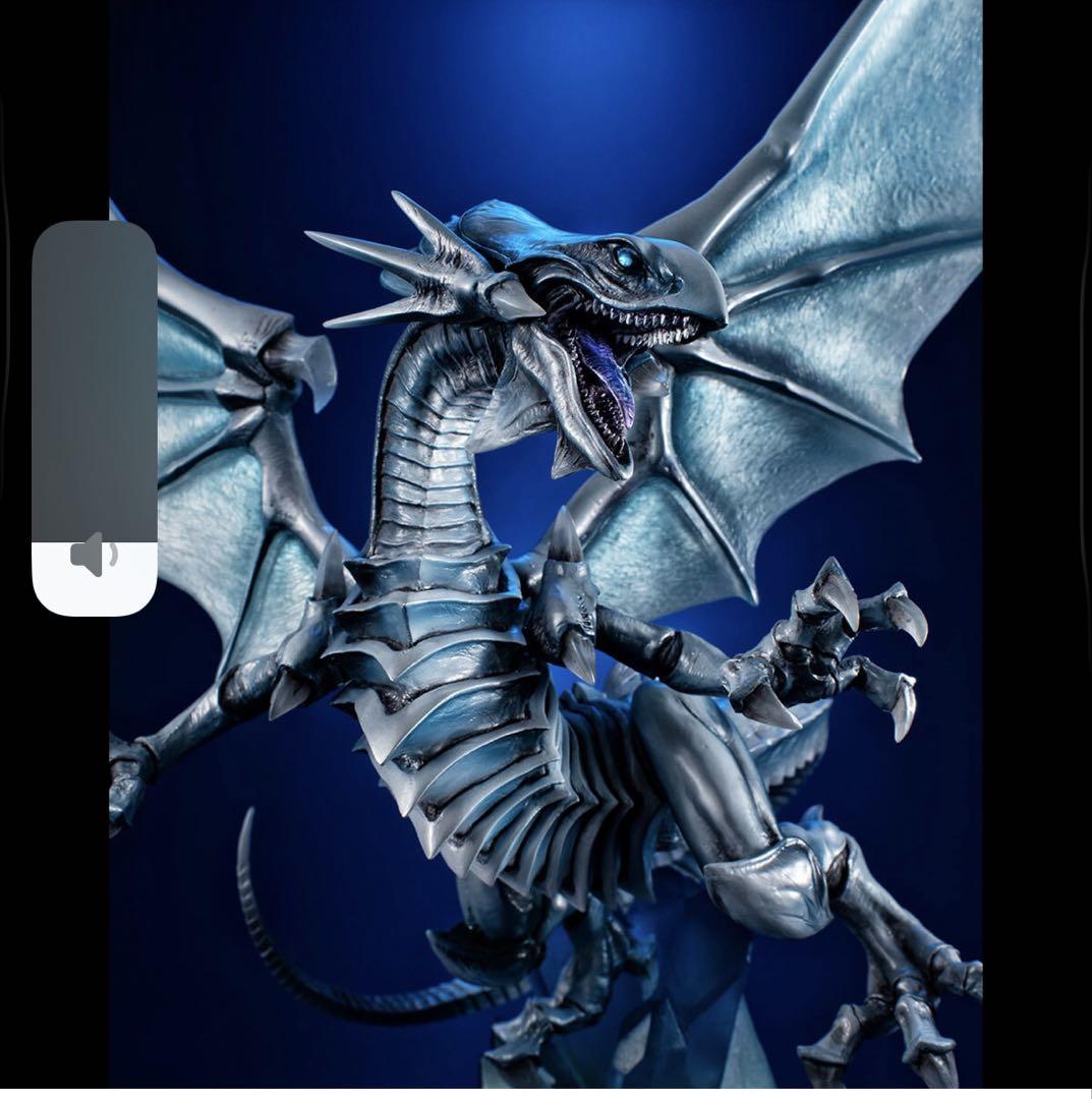 【抽選販売】　遊☆戯☆王　 青眼の白龍  Holographic Edition 遊☆戯☆王」“青眼の白龍”フィギュア、新カラーで登場