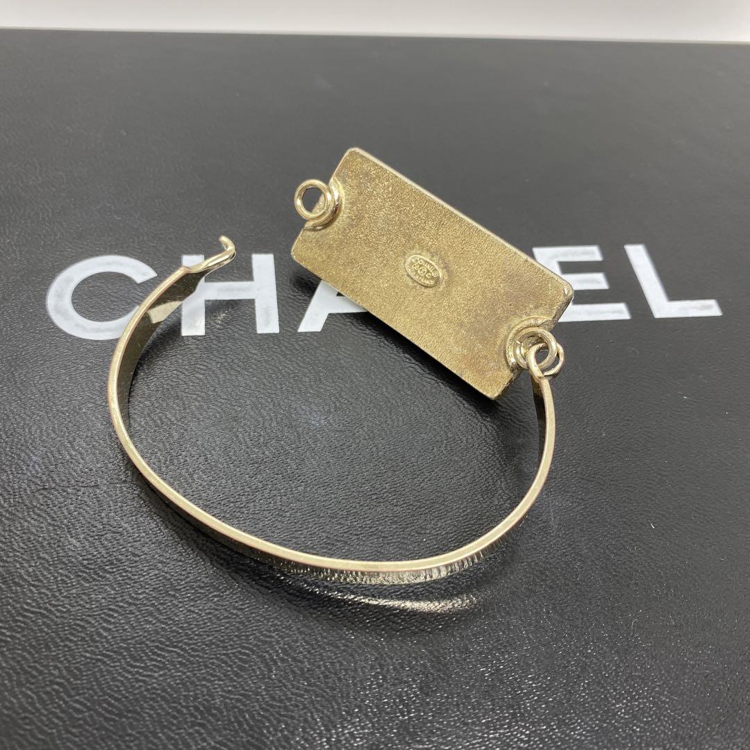 CHANEL ヴィンテージ  シャネルロゴ リボンデザイン バングル CHANEL ヴィンテージ シャネルロゴ リボンデザイン バングル