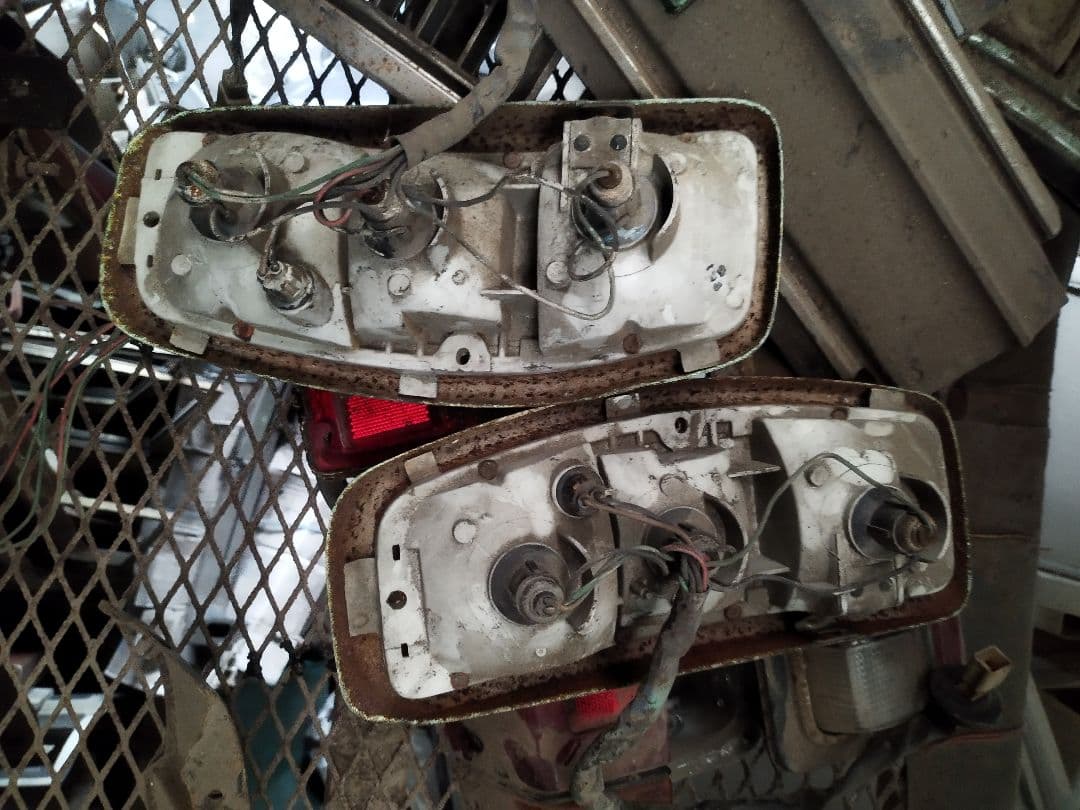 古いブルーバード？テール