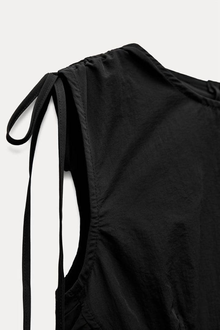 ZARA ドレープナイロンワンピース - メルカリ ZARA ドレープナイロンワンピース - メルカリ