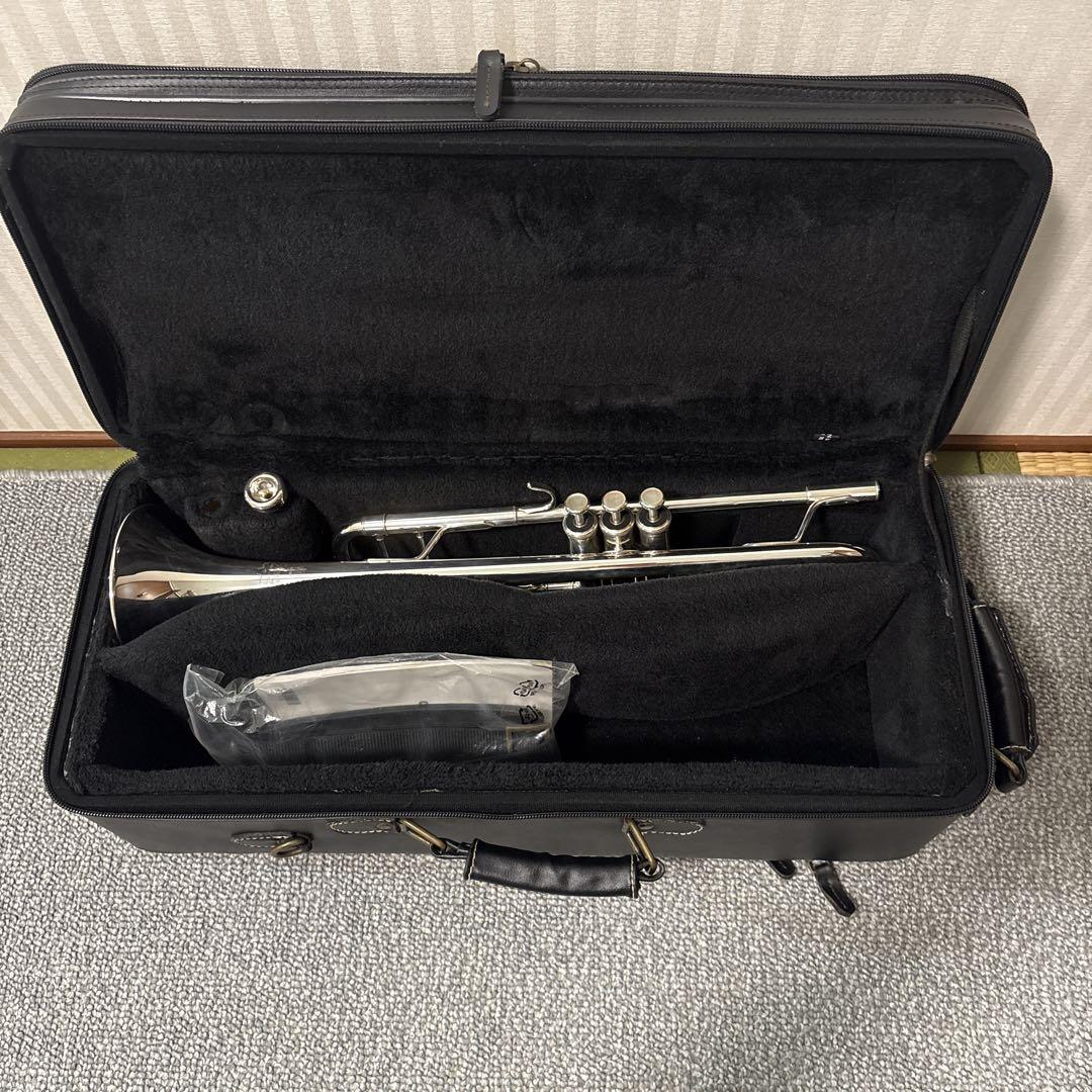 YAMAHA Xeno YTR8335GS B♭菅トランペット　【美品】