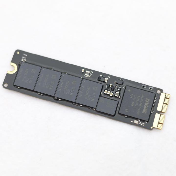 Apple純正 PCIe M.2 SSD512GB 正常動作品 Apple純正 PCIe M.2 SSD512GB 正常動作品