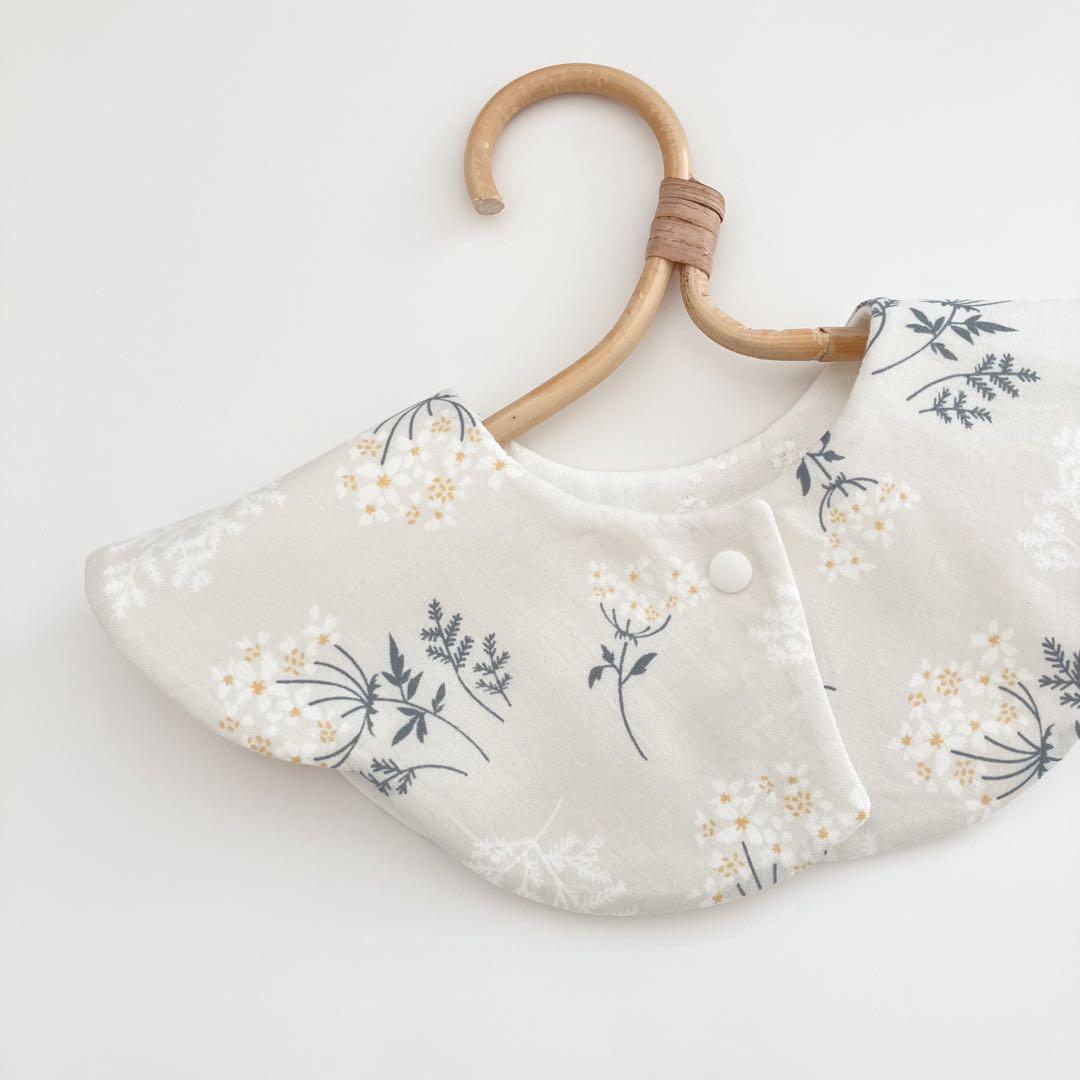 高評価なギフト ◯ハンドメイド◯ふんわり♡わたあめスタイ lace flower スタイ・よだれかけ