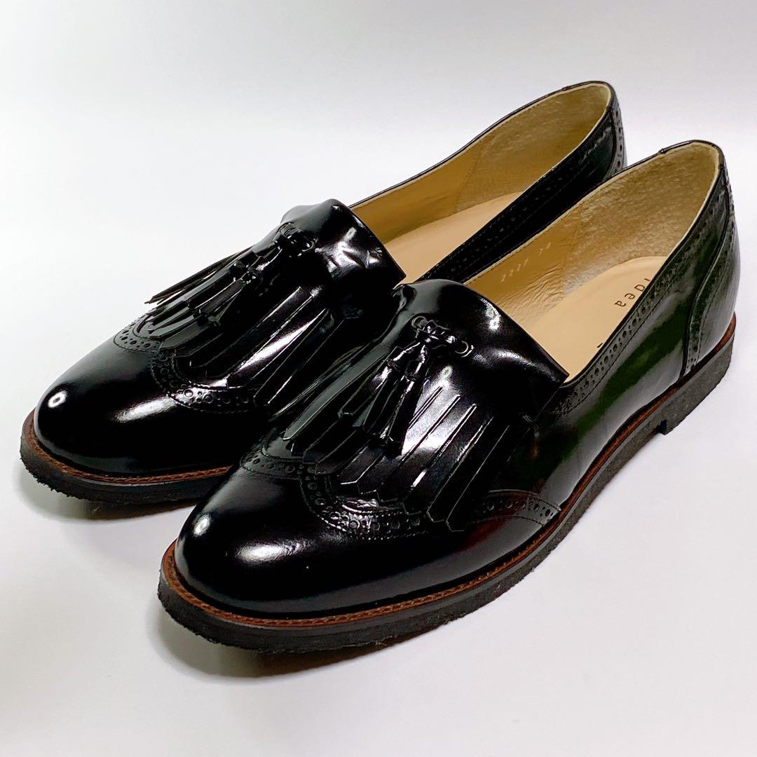 【数々のアワードを受賞】 美品】MARGARET フリンジ 黒 24 タッセルローファー HOWELL 靴