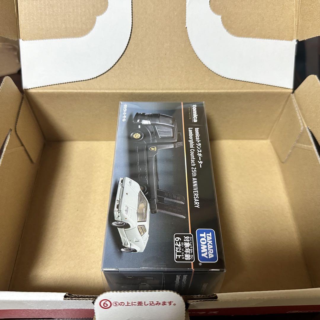 トミーモール限定　トランスポーター　ランボルギーニ カウンタック25th 新品