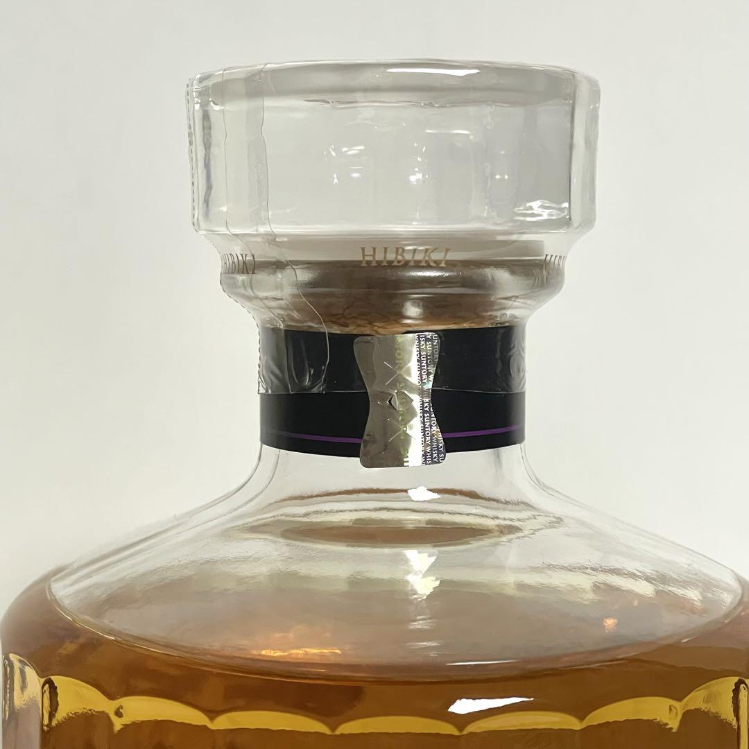 【新品未開栓】 サントリー 響 ジャパニーズハーモニー 700ml 化粧箱付き