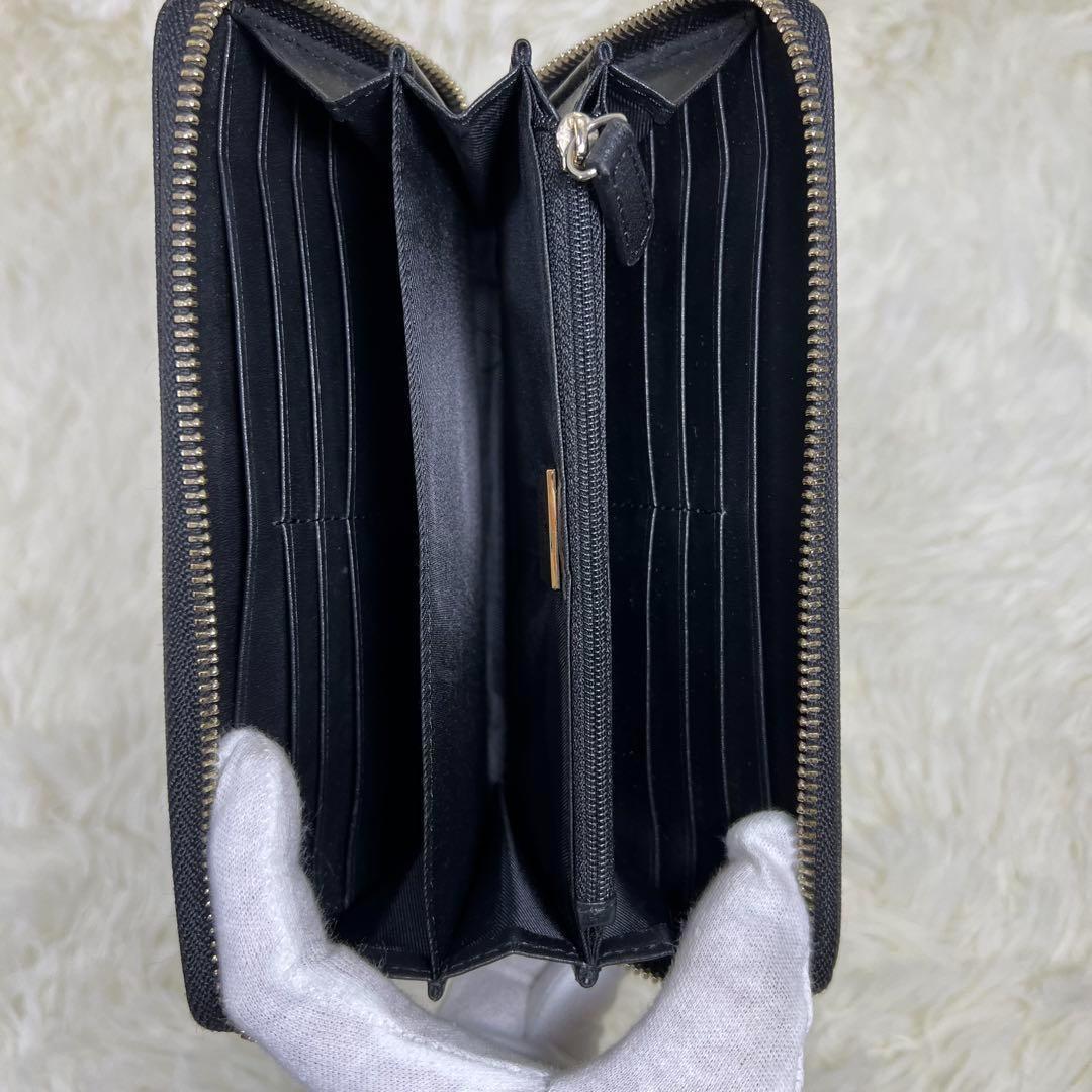 【極美品】 ヴィヴィアンウエストウッド 長財布 ラウンドファスナー 金オーブ