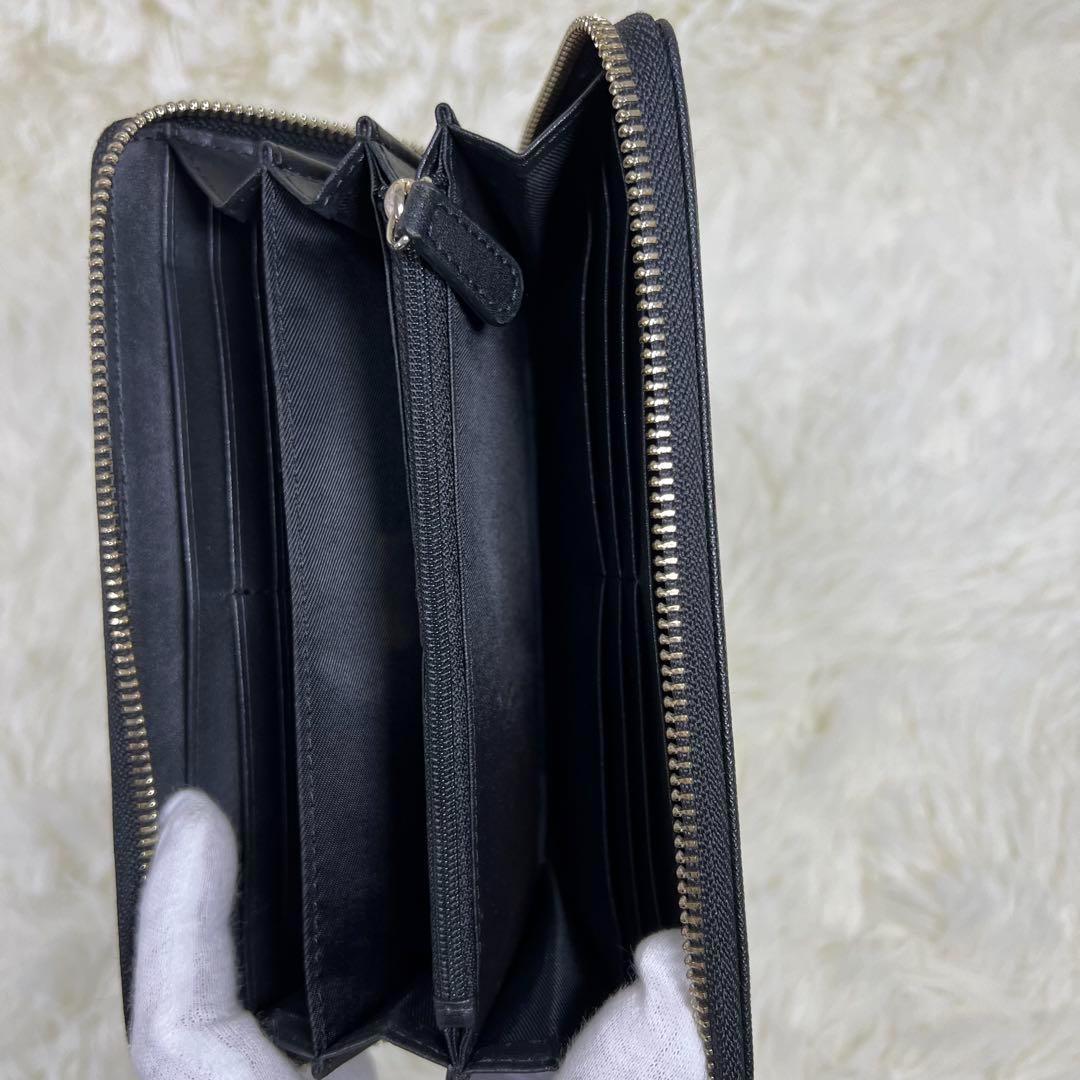【極美品】 ヴィヴィアンウエストウッド 長財布 ラウンドファスナー 金オーブ