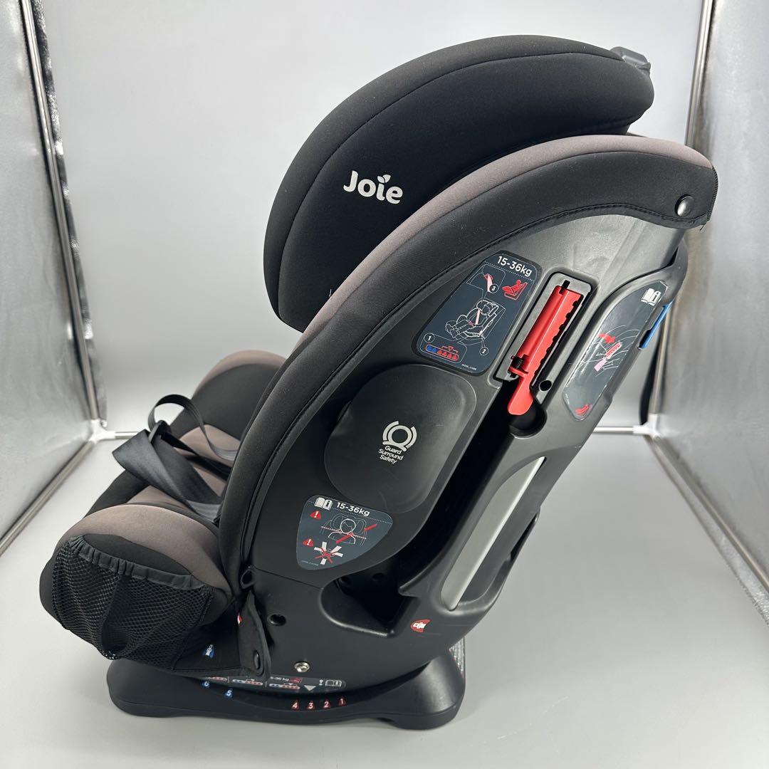 joieチャイルドシートエブリステージ　シートベルト固定