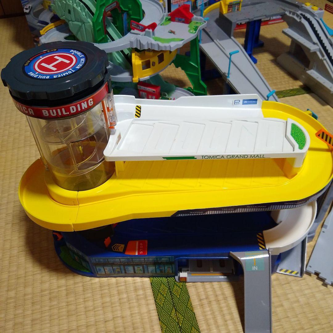トミカワールド4作品】トミカビル 高速道路 やまのぼり お