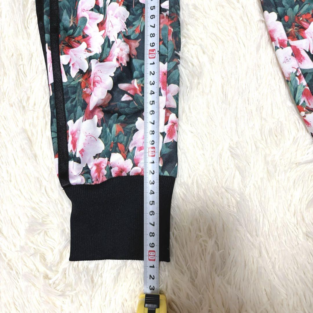 adidas セットアップ　Lサイズ　花柄 adidas アディダス 美品 ジャージ セットアップ 花柄 ツツジ L