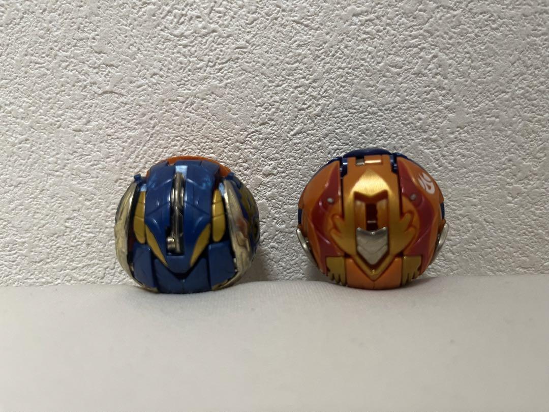 【最終値下げ値】爆丸　轟ガリュウ　瞬ホルス　箱無し　カードなし