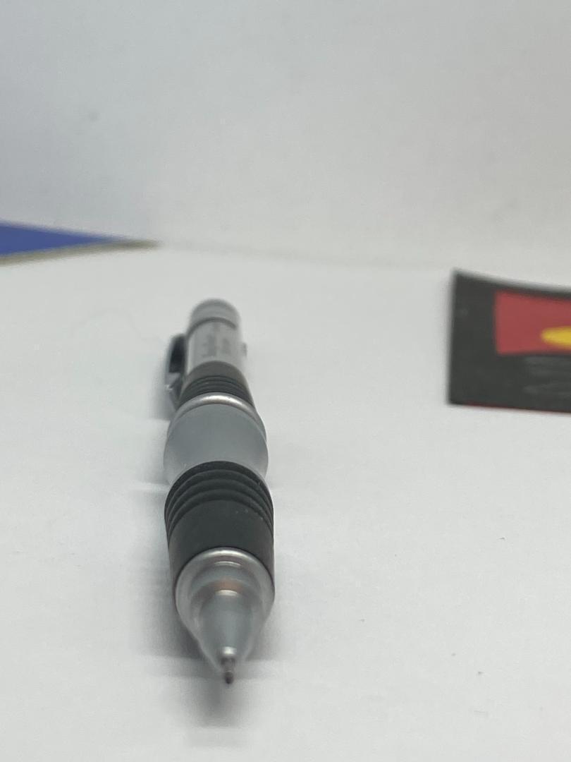 【廃番・製図用・ボディノック】オート／MP0.5/銀色軸+黒色 D