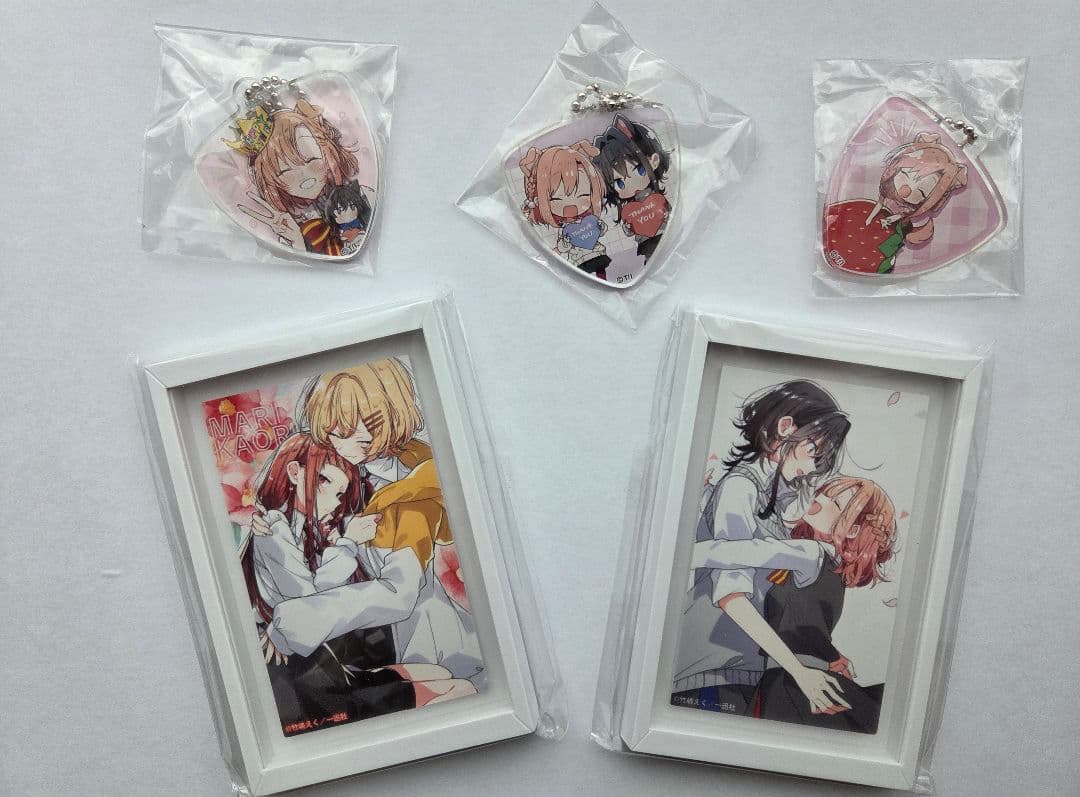 推しちゃれ ささやくように恋を唄う フレームマグネット・アクリルキーホルダー