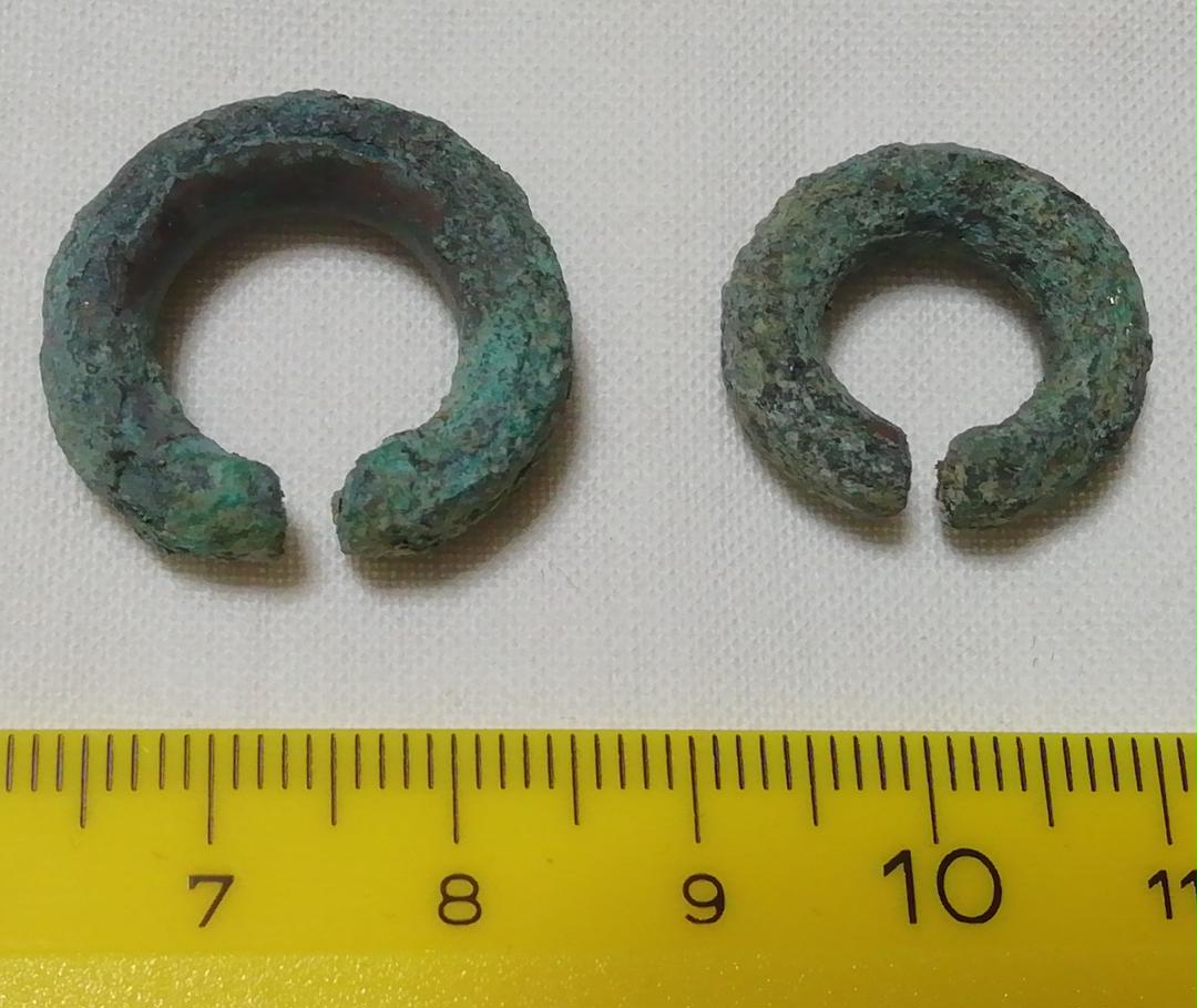 金環 二個 長野県茅野市出土 古墳時代 耳環 金環 二個 長野県茅野市出土 古墳時代 耳環