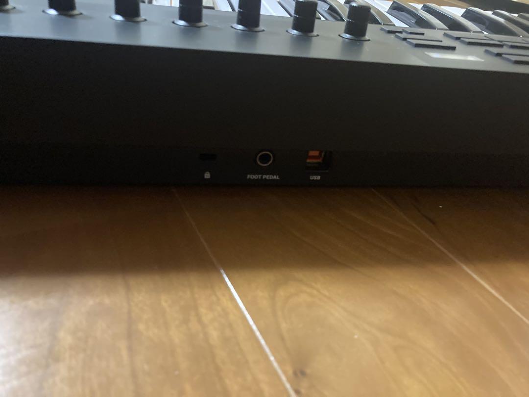 KOMPLETE KONTROL A61 MIDIキーボード