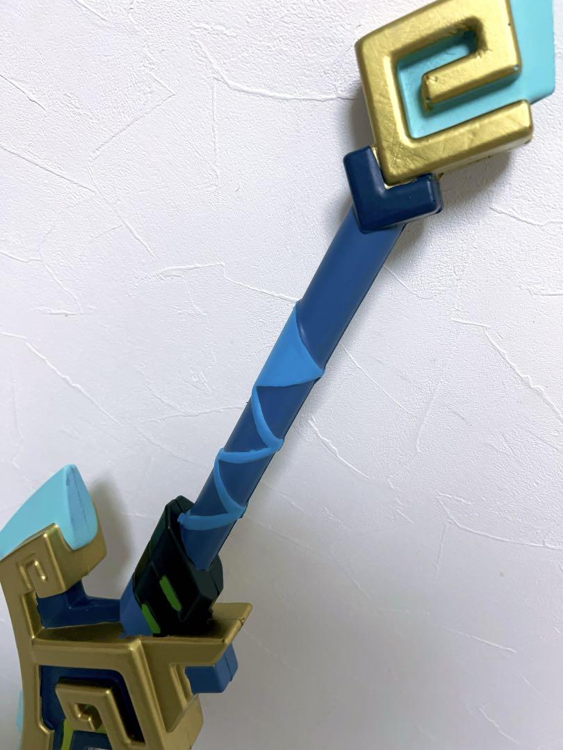 【即日発送可能】 原神 山の王の長牙 キィニチ コスプレ 武器 道具