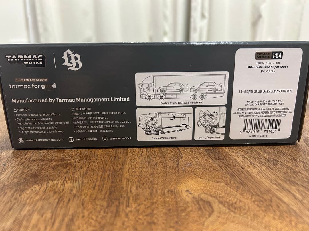 LIBERTY WALK Mitsubishi Fuso ミニカー LIBERTY WALK Mitsubishi Fuso ミニカー