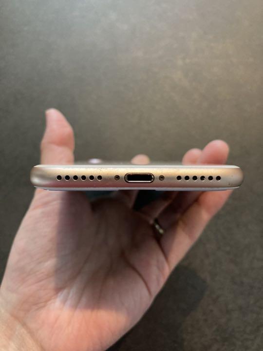 iPhone 8 Gold 64 GB SIMフリー 57GlS-m62685802998 超激得通販