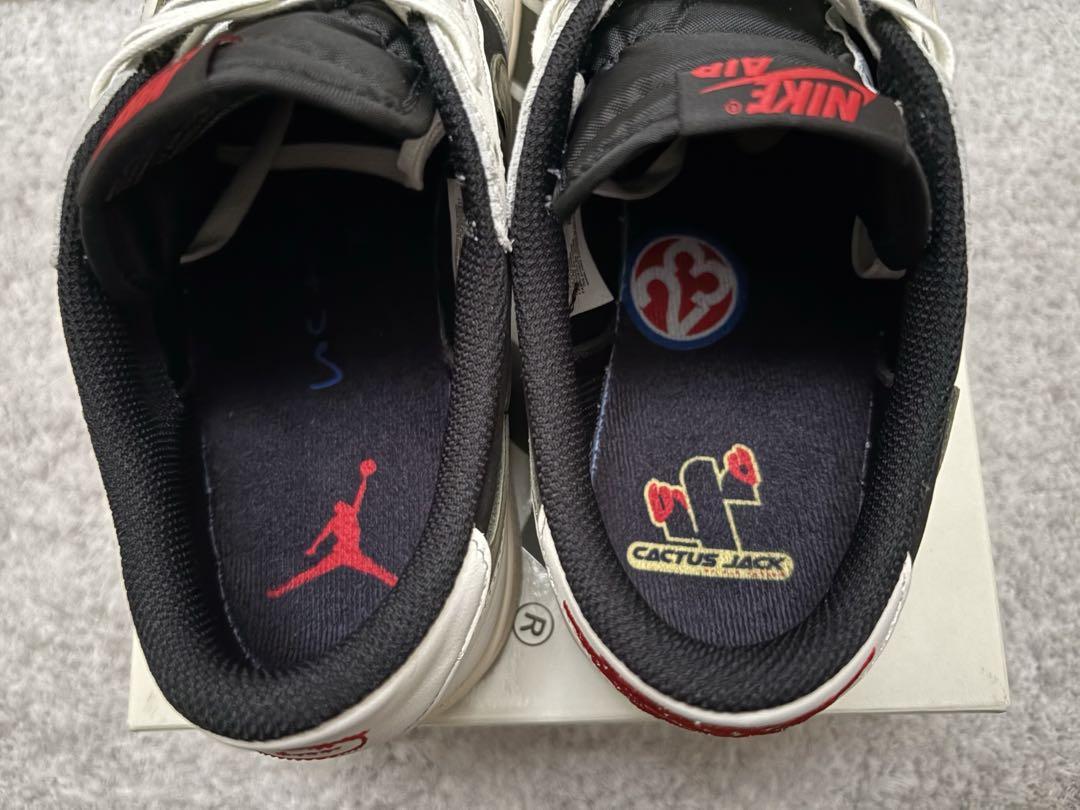 Travis Scott Nikeジョーダン1LOW ミディアムオリーブ