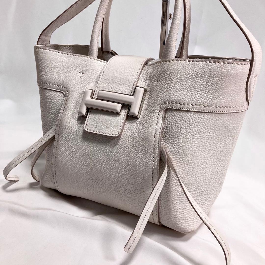 トッズ ダブルT 2WAYトートバッグ レザー A4可 大容量 白Tod s