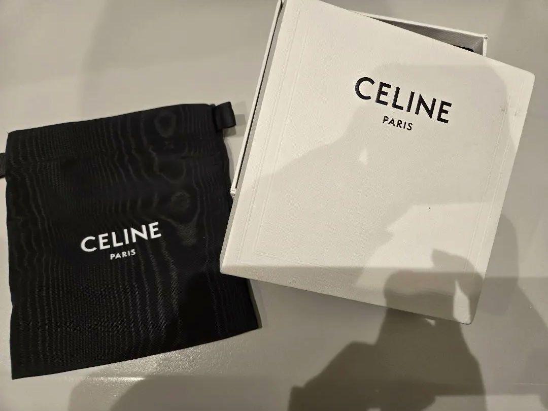 CELINE セリーヌ
