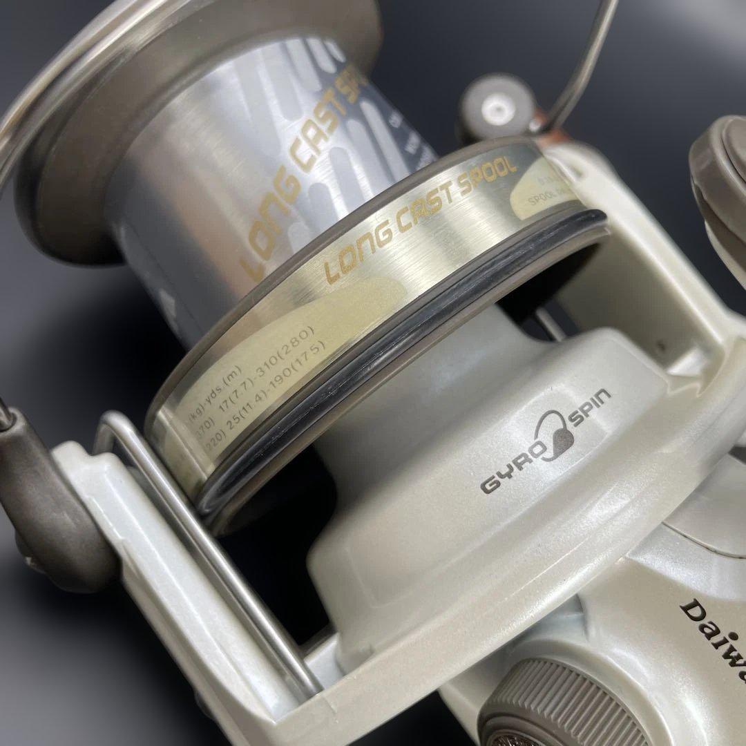 【ほぼ未使用】Daiwa エンブレムＺ5000 EMBLEM-Z5000
