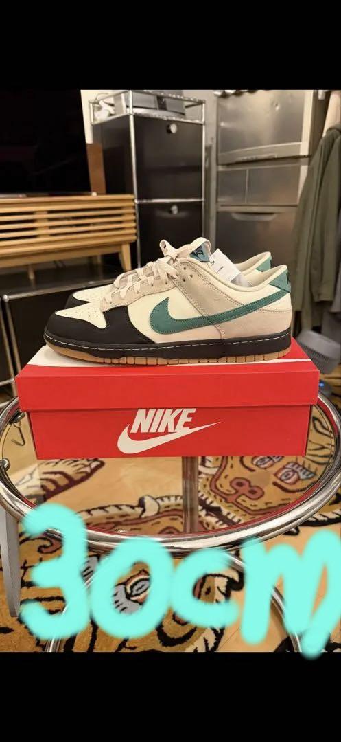新品未使用Nike Dunk Low ホワイト/ブラック/グリーン 30cm