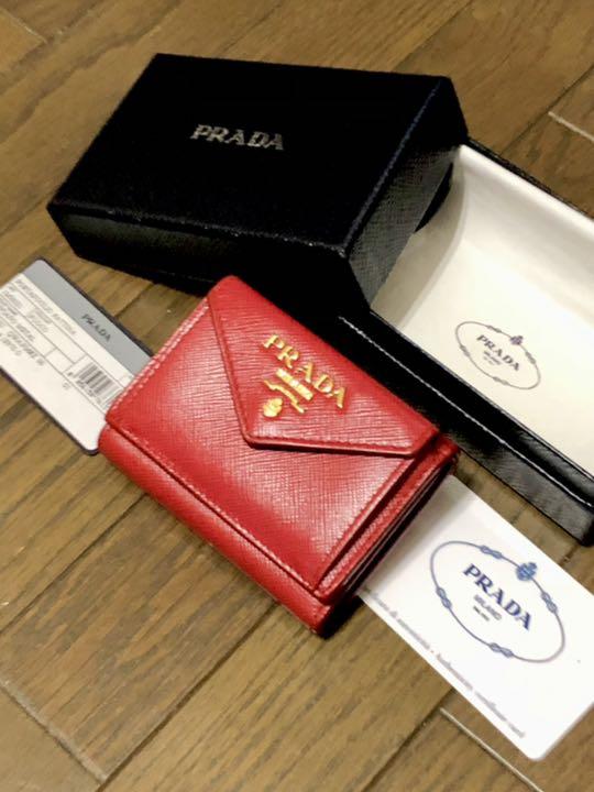 PRADA 三つ折り 財布 プラダ ミニ