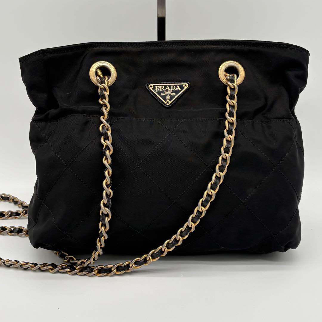 PRADA　プラダ　ショルダーバッグ　プラチェーン　三角ロゴ　ブラック Gカード付】美品 プラダ プラスチックチェーン ショルダーバッグ 三角