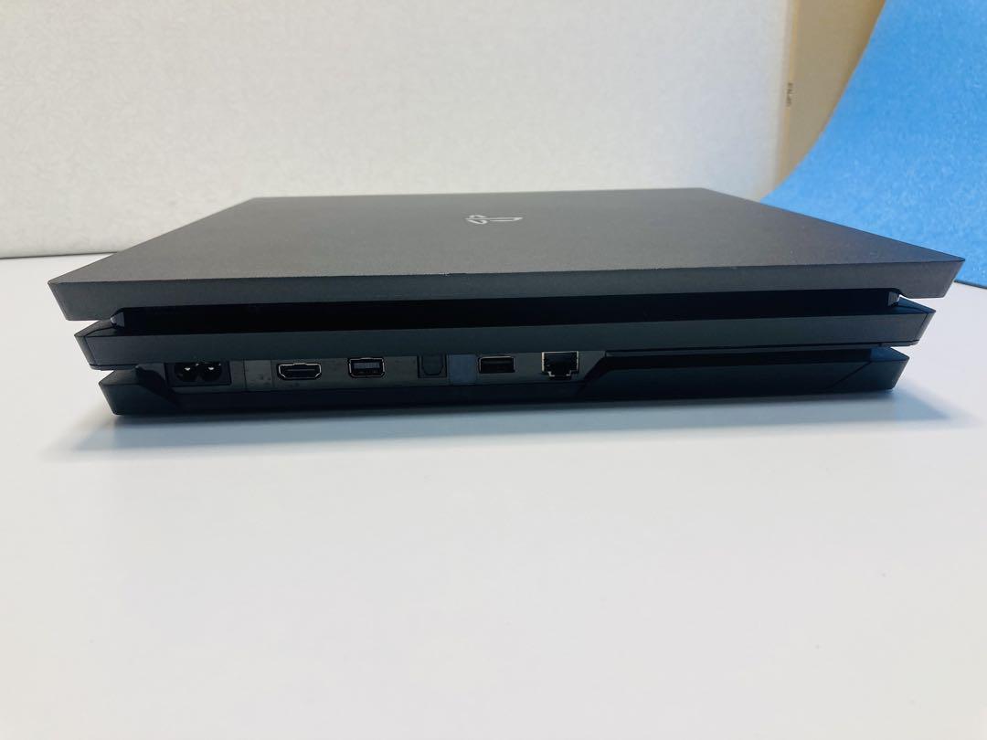 PS4 Pro ジェットブラック本体(1TB)