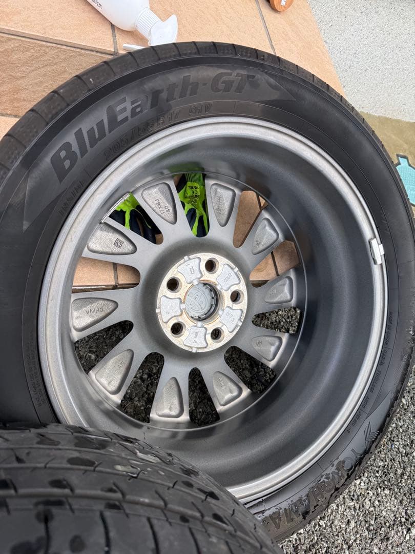 トヨタ 90ヴォクシー純正17インチ ホイールセット ヨコハマタイヤ トヨタ 90ヴォクシー純正17インチ ホイールセット ヨコハマタイヤ