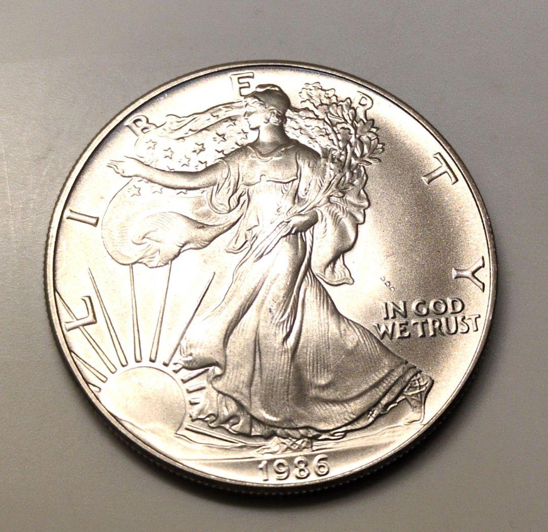 1986年 アメリカ合衆国 1オンス銀貨　未使用