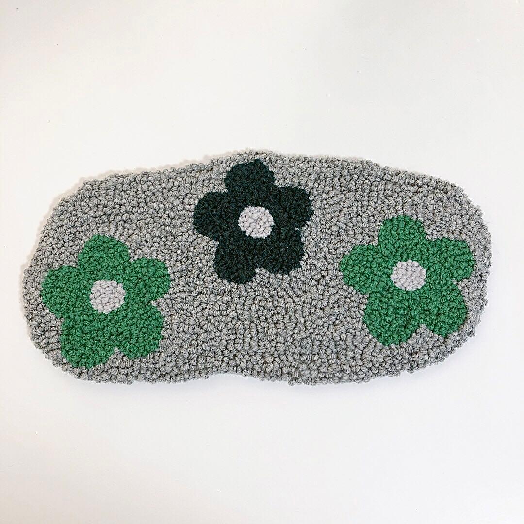 花 ハンドメイド インテリアラグ パンチニードル タフティングラグ
