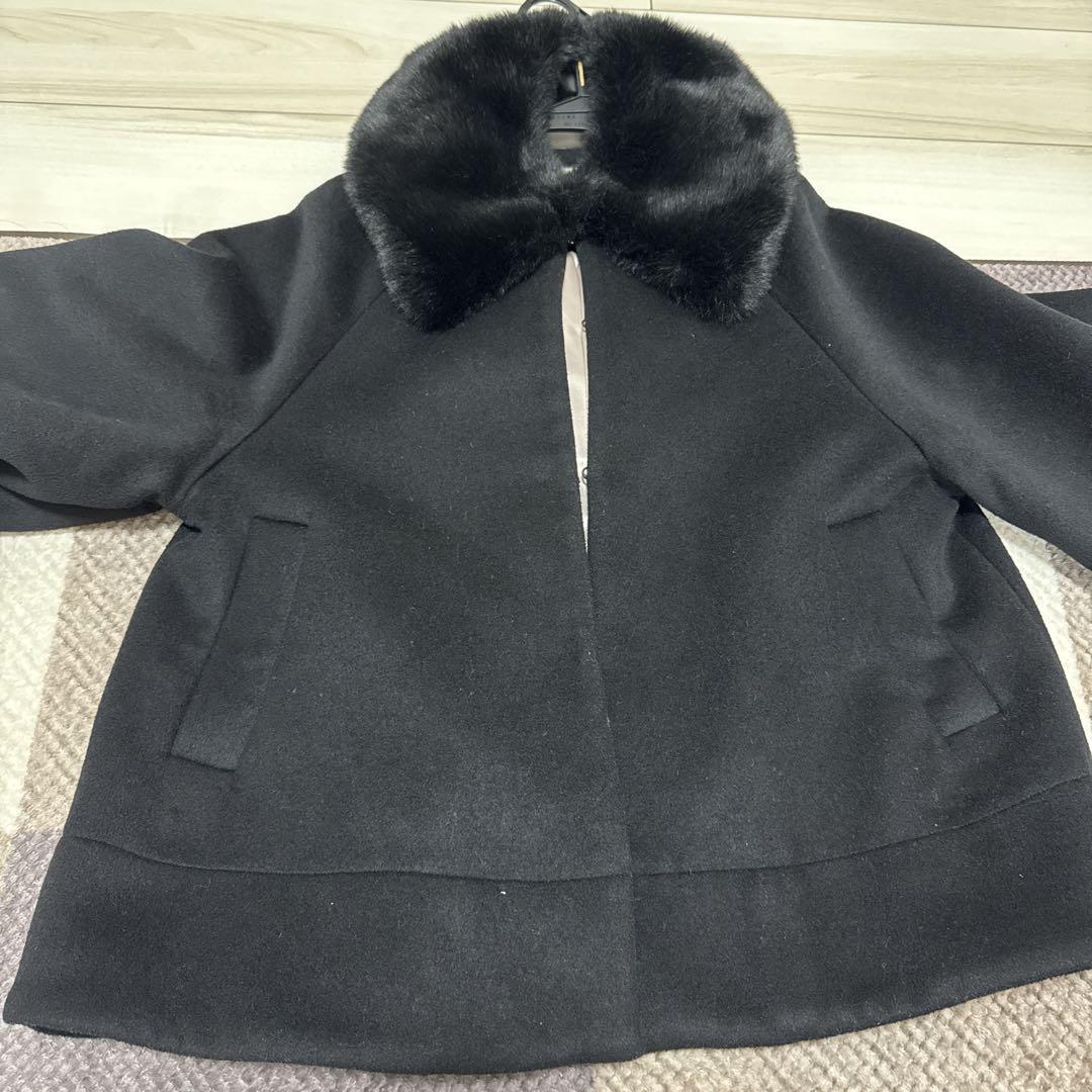 ジャケット・アウター Convertible Faux Fur Tippet Coat Convertible Faux Fur Tippet Coat