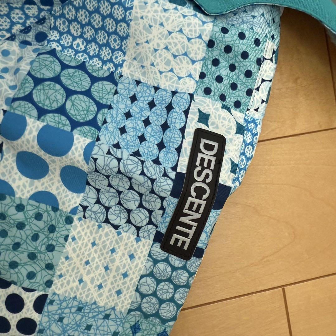 超美品　スキーウェア DESCENTE デサント　子供　100