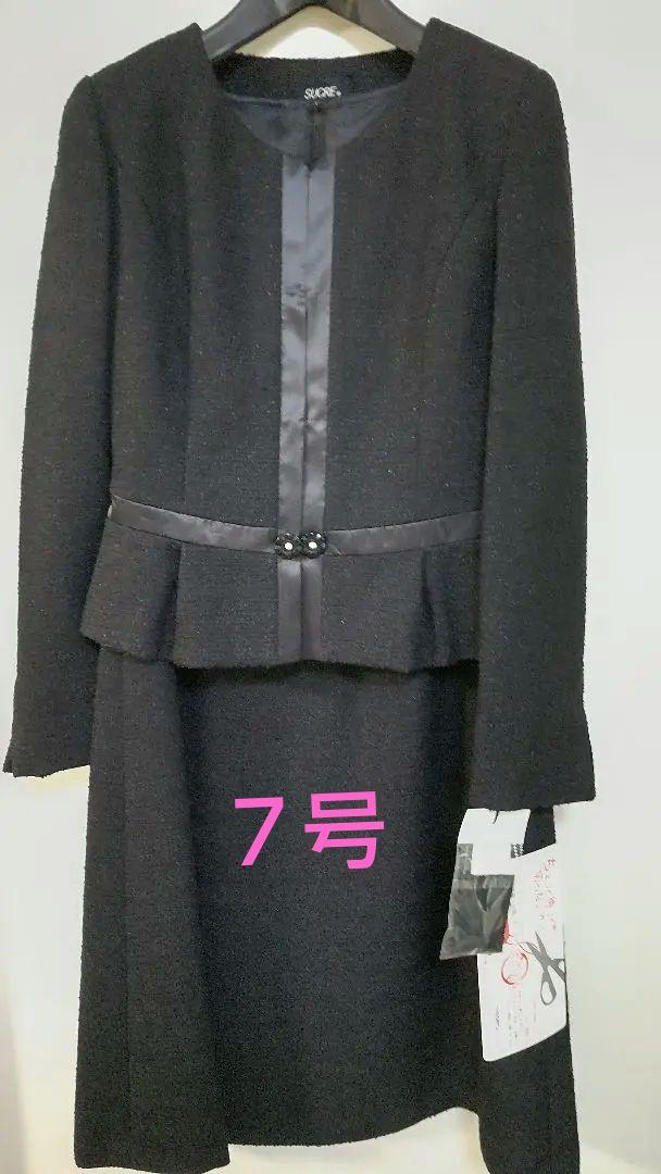 新品未使用 フォーマル ペプラムスタイルスーツ 黒