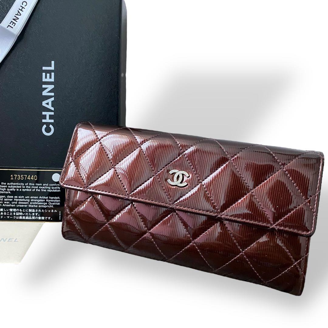 気持ちお値下げ】★CHANEL★ シルバー エナメル　長財布 美品✨ シャネル 長財布 エナメル シルバー金具 ボルドー 17番台