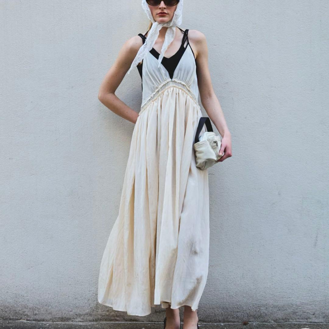 メゾンスペシャル　Volume Camisole Dress