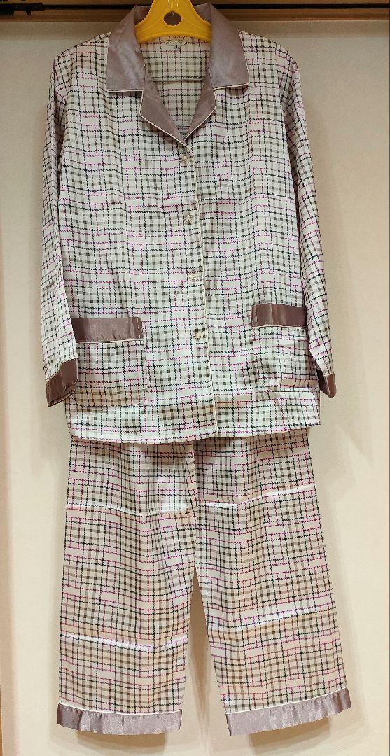 大きな取引 ☆未使用品☆シルク混 女性用パジャマ XLサイズ チェック
