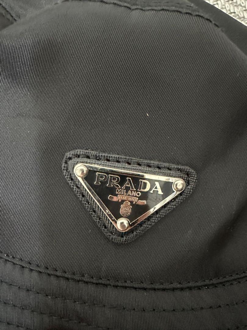 美品⭕️PRADA バケットハット　Lサイズ　レシート付き　バケハ お洒落度UP】PRADA◇Re-Nylon バケットハット ポケット付 話題