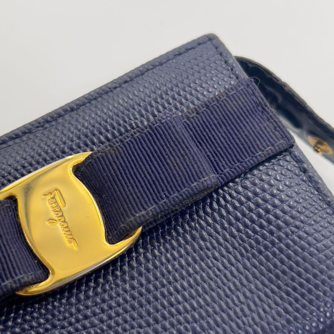 Salvatore Ferragamo フェラガモ ヴァラリボン ポーチ 紫