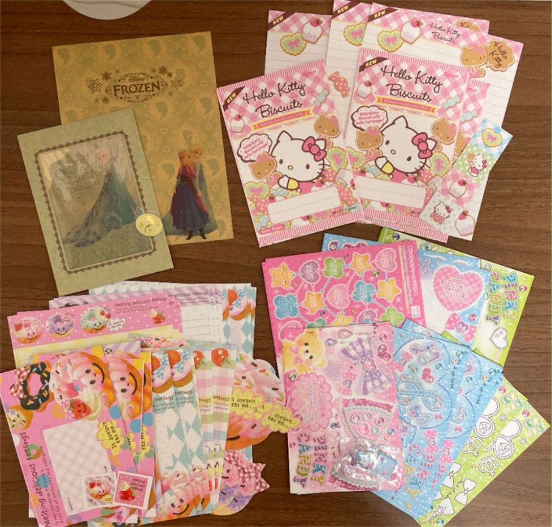 値下げ中 ガール 女の子 レターセット レア 便箋 封筒 まとめ売り - メルカリ 値下げ中 ガール 女の子 レターセット レア 便箋 封筒 まとめ売り - メルカリ