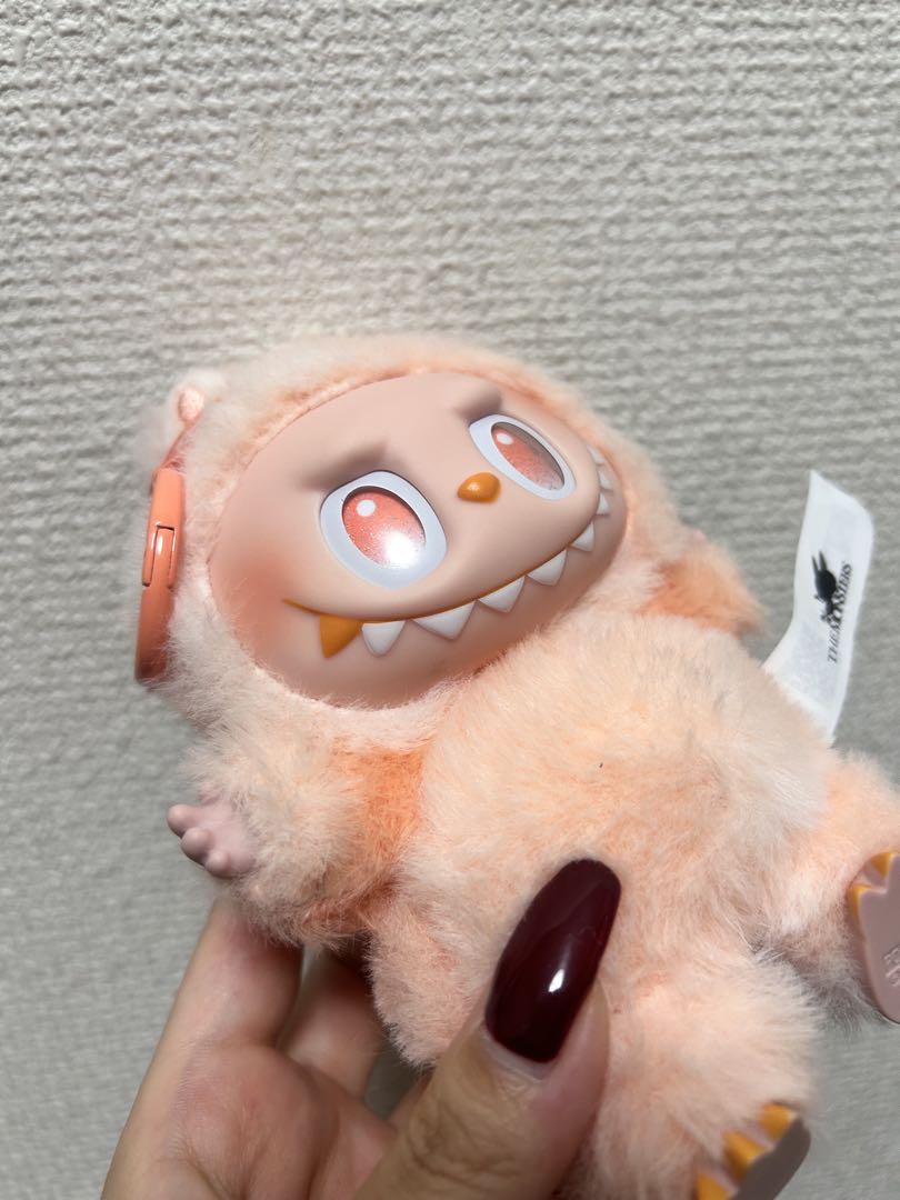 正規品 Labubu ラブブ Big into Energy Happiness