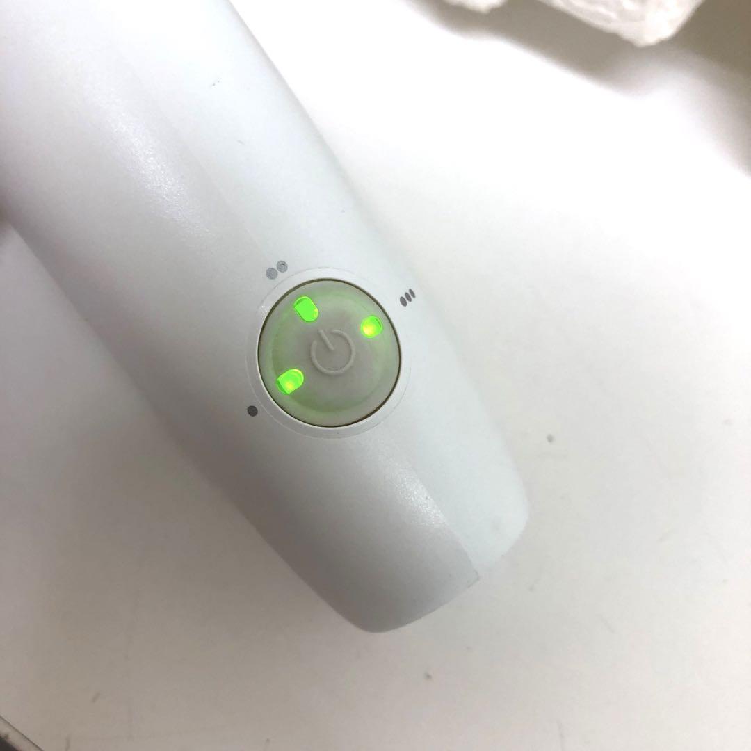 e40-31 PHILIPS  エアーフロスウルトラ　HX8332/01