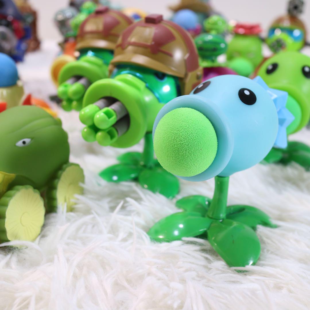 Plants vs Zombies プラント ゾンビ フィギュア 人形 まとめて
