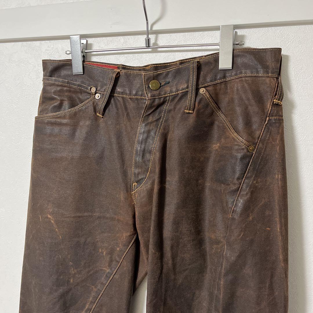 LEVI'S RED TWISTED JEANS