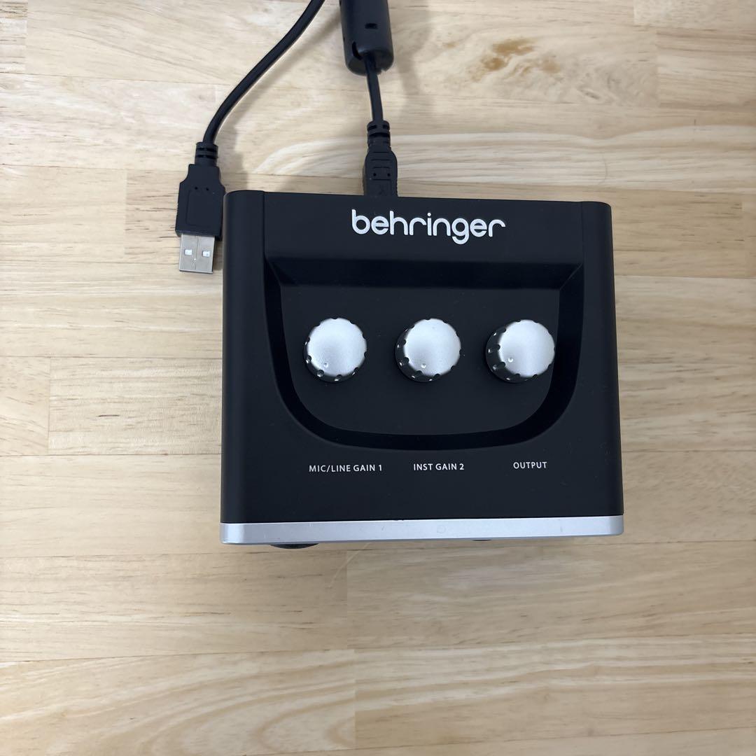behringer U-PHORIA UM2